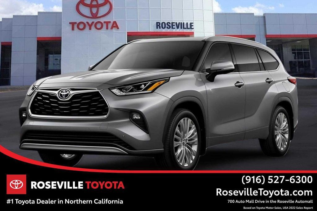 2026 TOYOTA Highlander