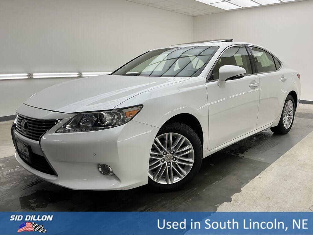 2013 LEXUS ES