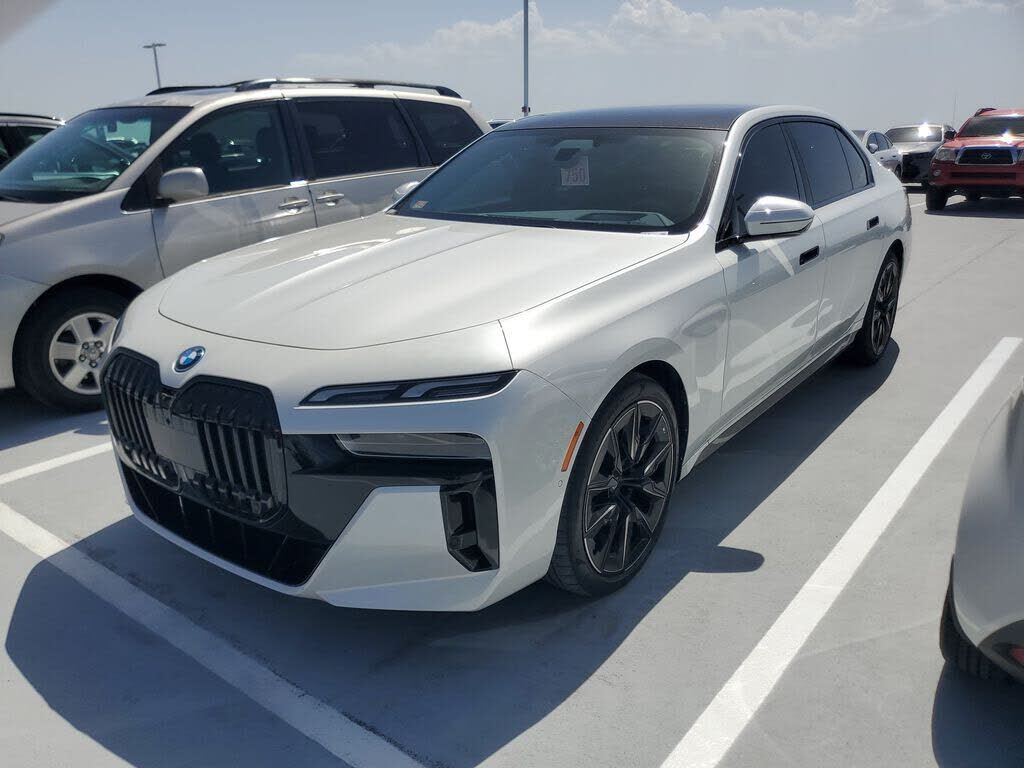 2023 BMW i7