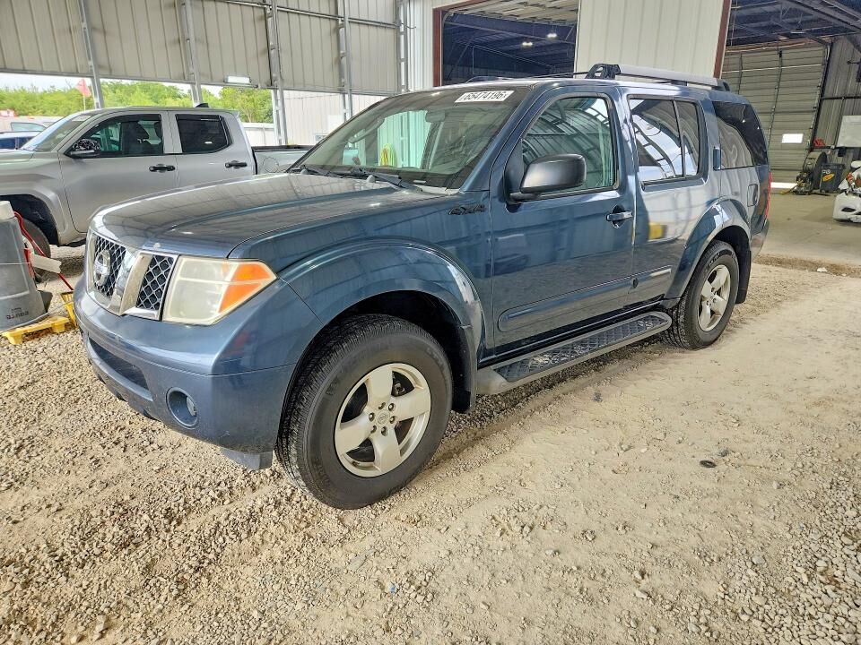 2005 NISSAN Pathfinder