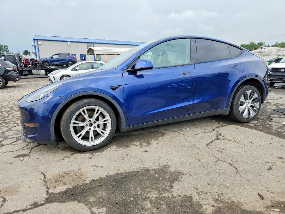 2021 TESLA Model Y