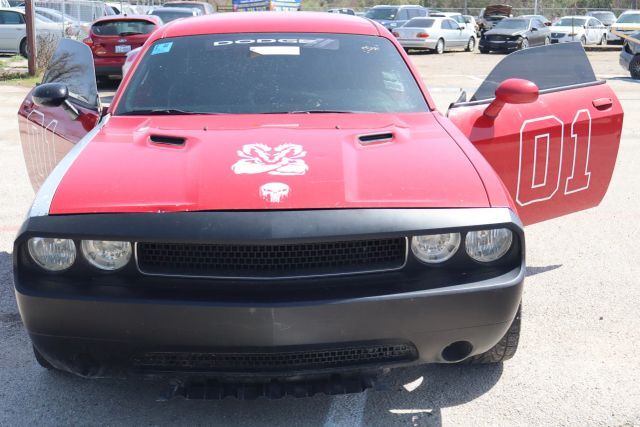 2013 DODGE Challenger