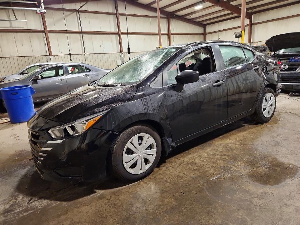 2024 NISSAN Versa