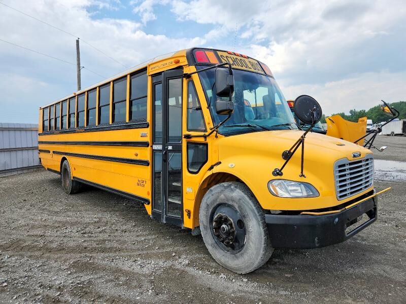 2012 FREIGHTLINER B2 Bus Chassis