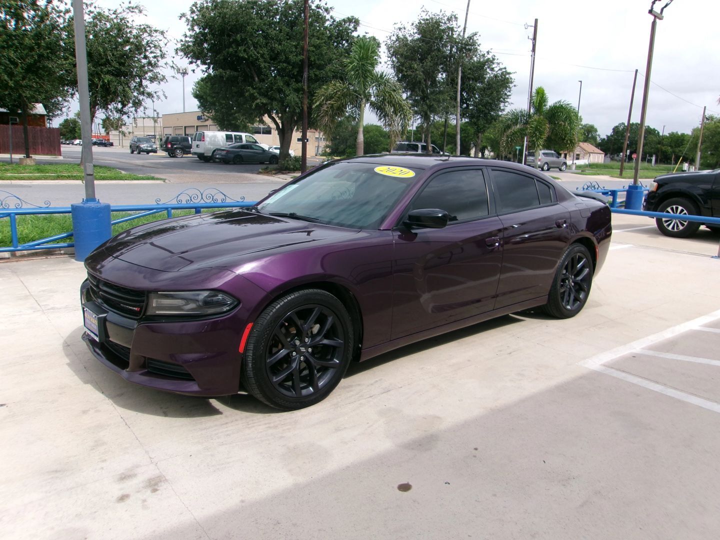 2020 DODGE Charger