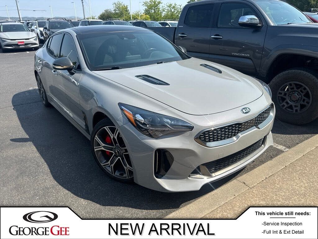 2021 KIA Stinger