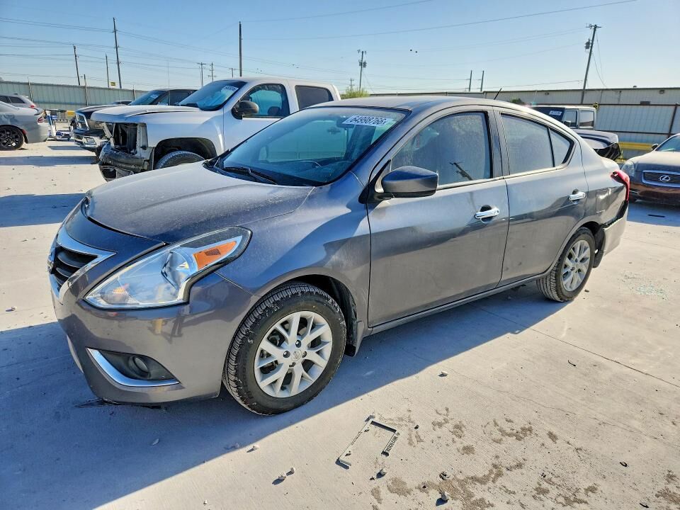 2019 NISSAN Versa