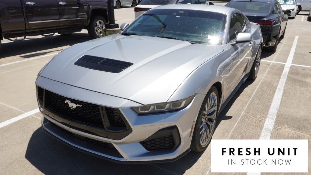 2024 FORD Mustang