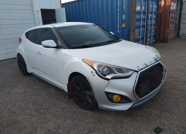 2016 HYUNDAI Veloster