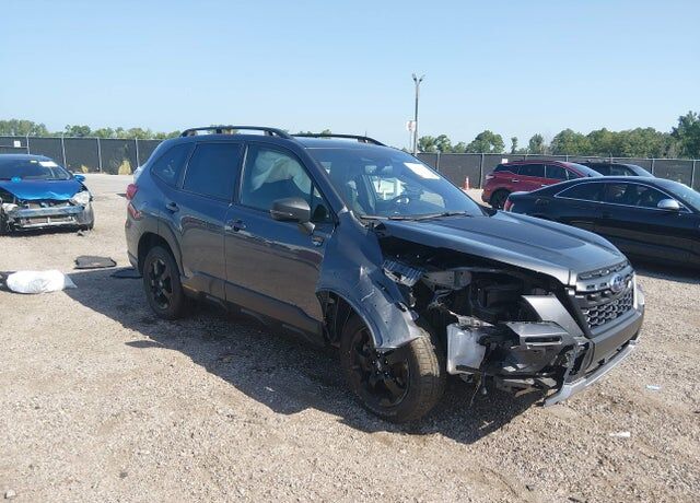 2024 SUBARU Forester
