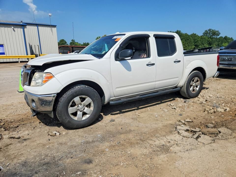 2011 NISSAN Frontier
