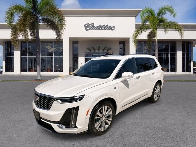 2022 CADILLAC XT6
