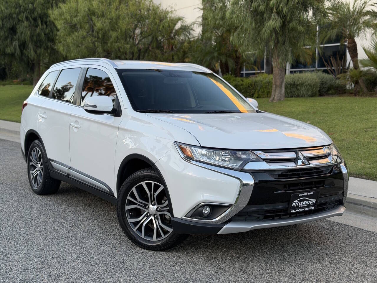 2017 MITSUBISHI Outlander