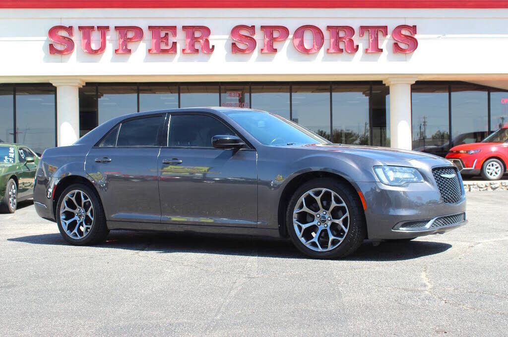 2018 CHRYSLER 300