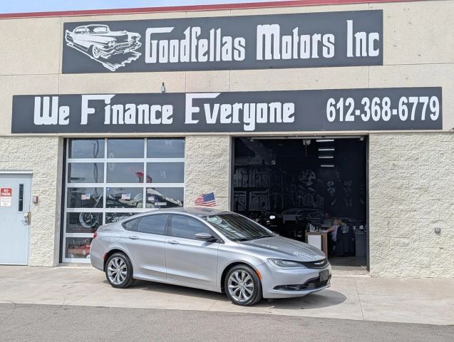 2016 CHRYSLER 200