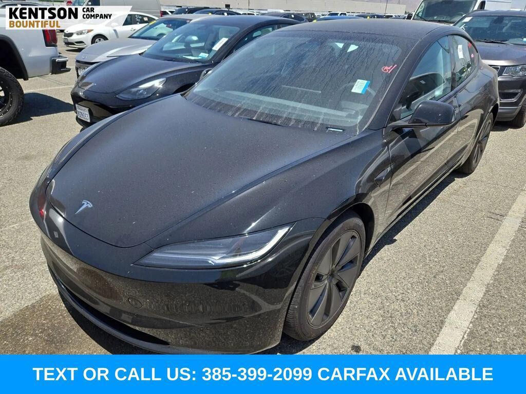 2025 TESLA Model 3
