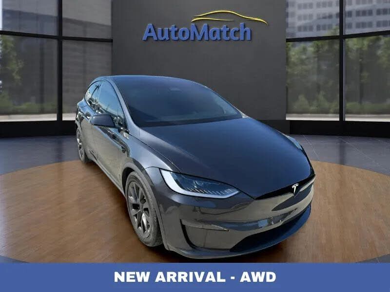 2024 TESLA Model X