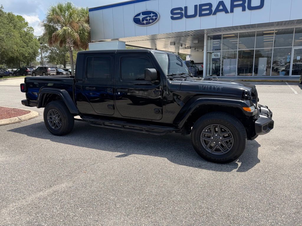 2022 JEEP Gladiator