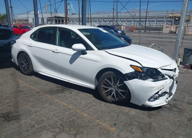 2023 TOYOTA Camry