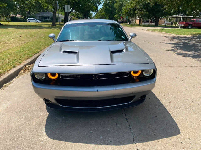 2016 DODGE Challenger