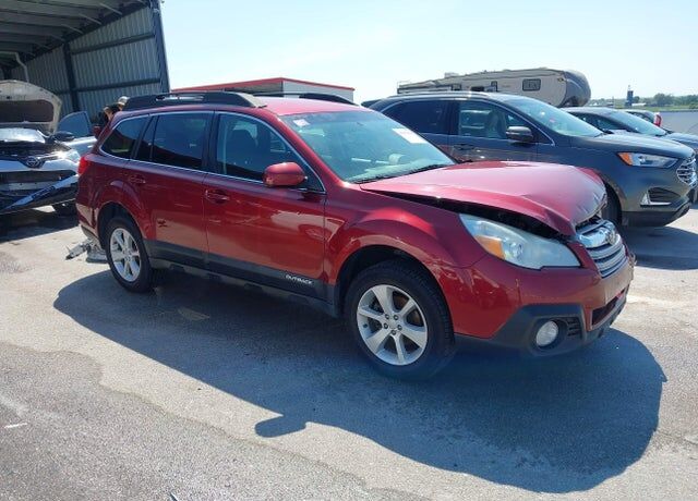 2014 SUBARU Outback