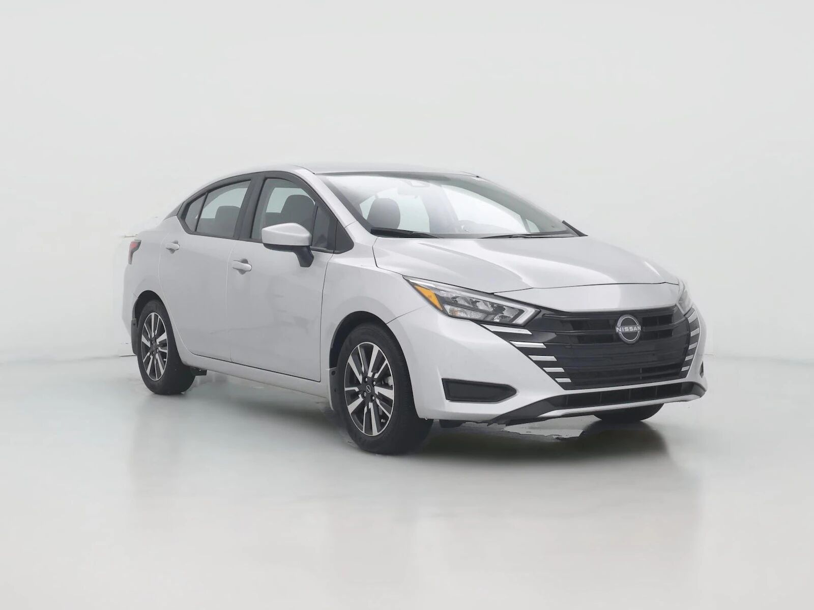 2025 NISSAN Versa