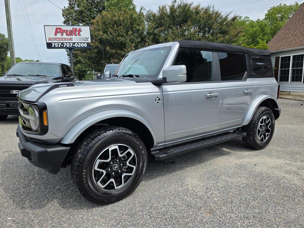 2024 FORD Bronco
