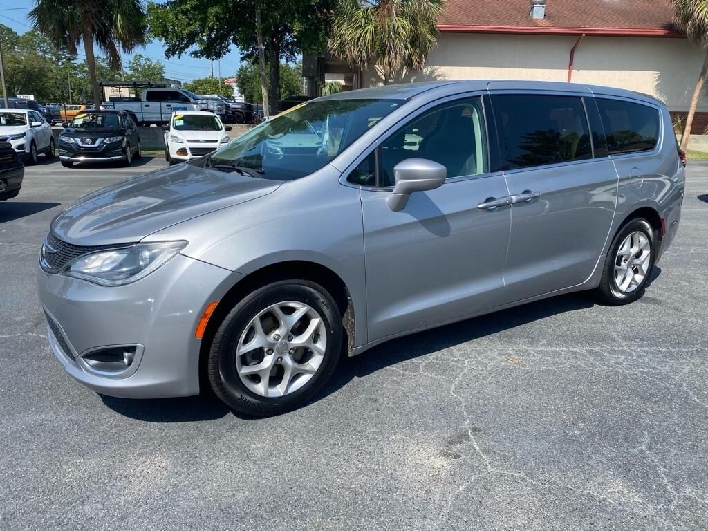 2019 CHRYSLER Pacifica