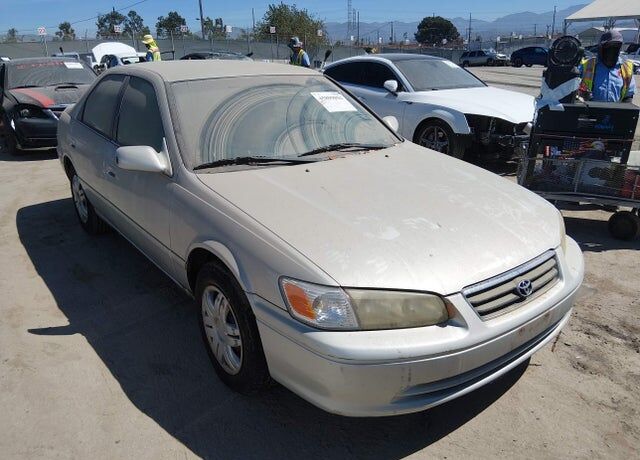 2001 TOYOTA Camry