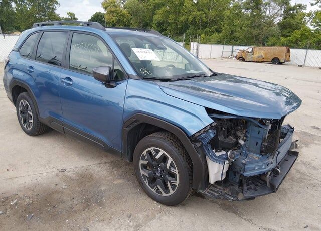 2025 SUBARU Forester