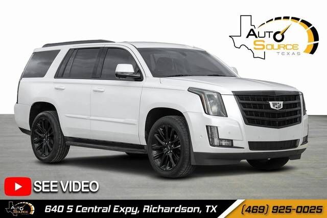2017 CADILLAC Escalade
