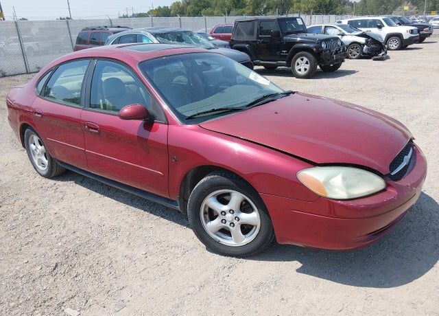 2002 FORD Taurus