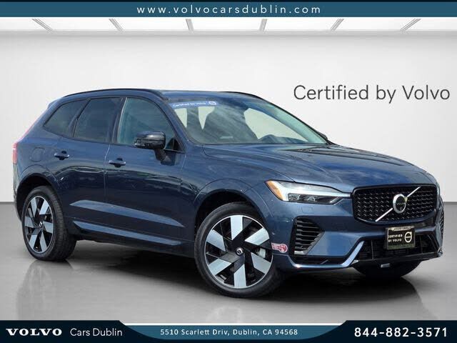 2024 VOLVO XC60