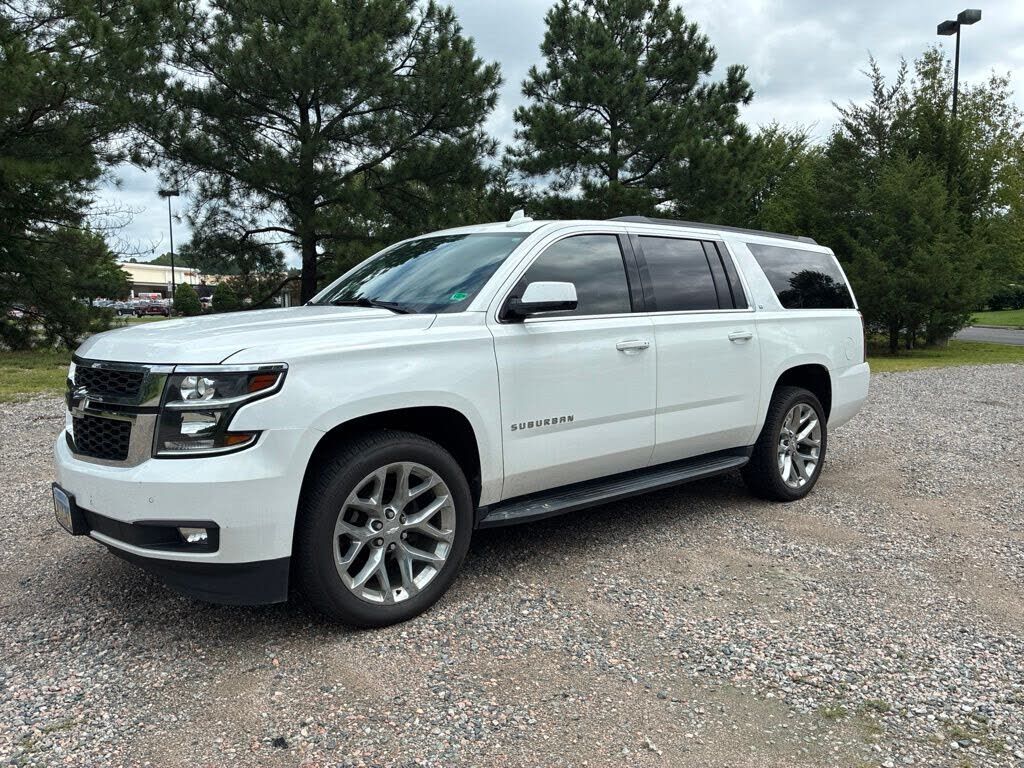 2020 CHEVROLET Suburban