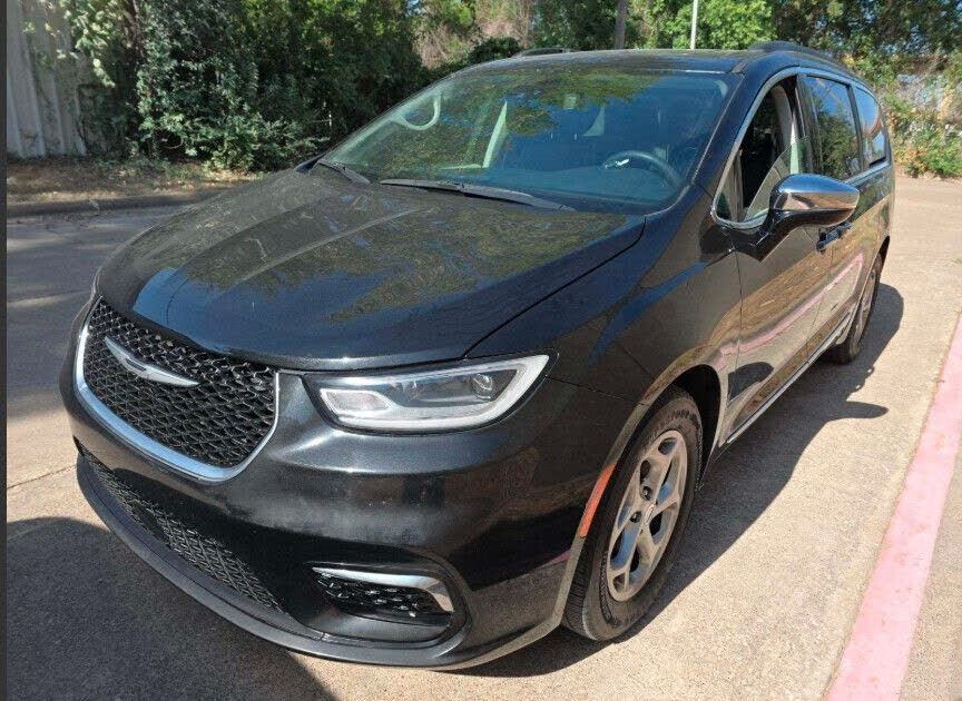 2023 CHRYSLER Pacifica