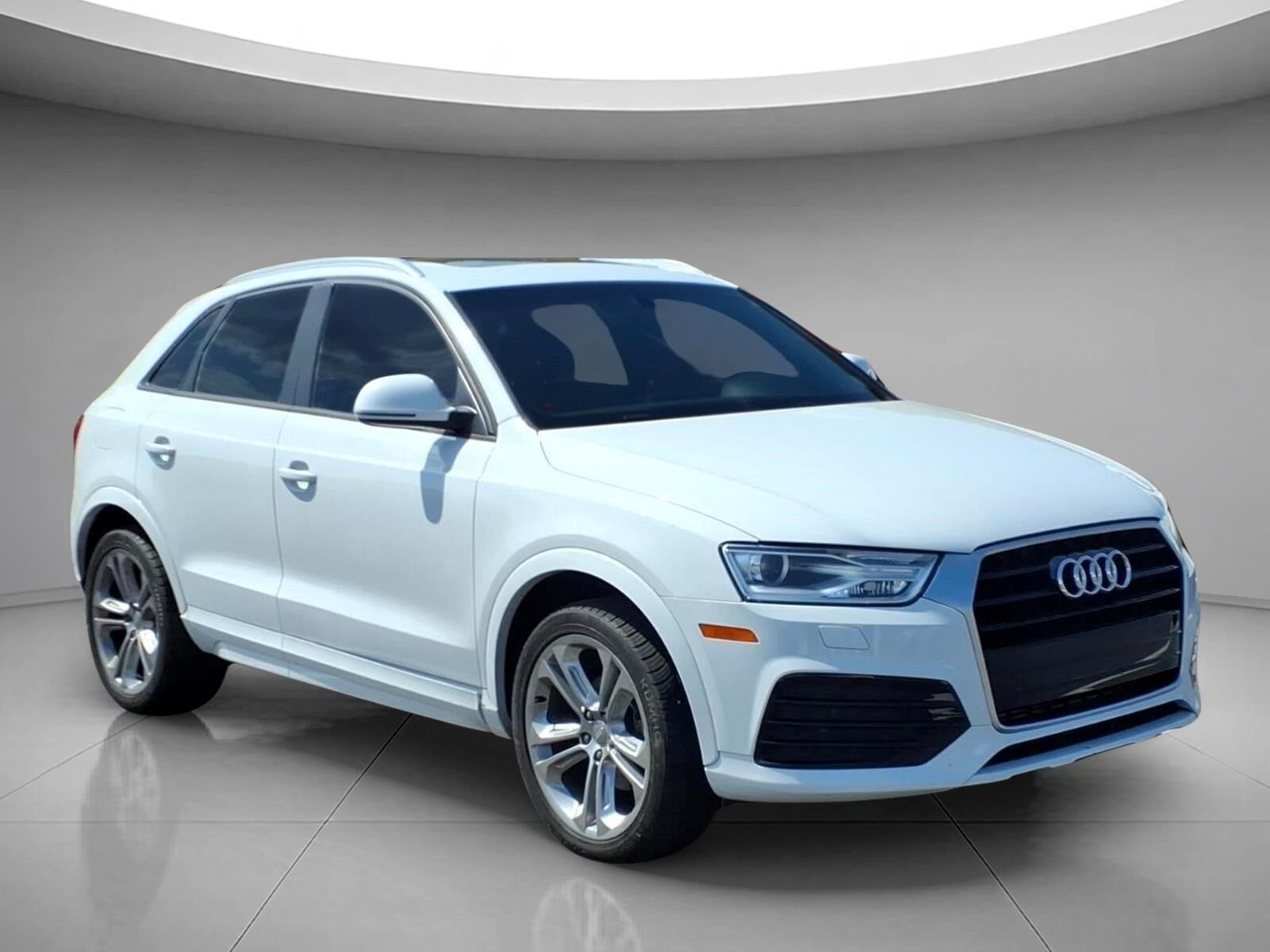 2018 AUDI Q3
