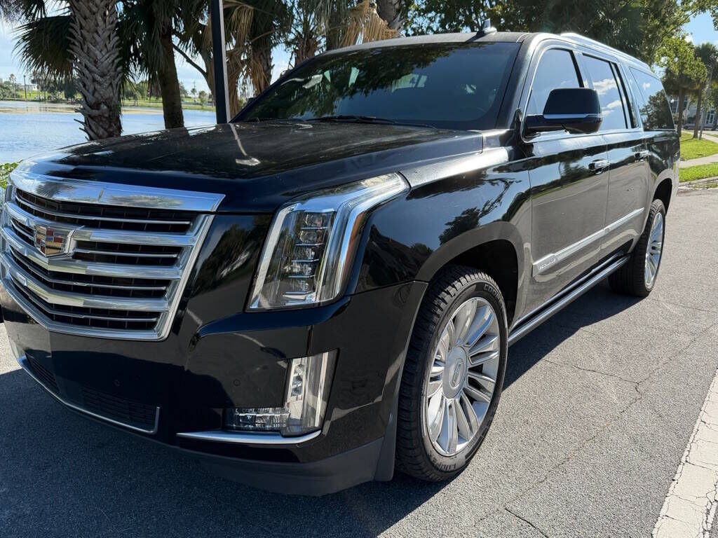 2016 CADILLAC Escalade