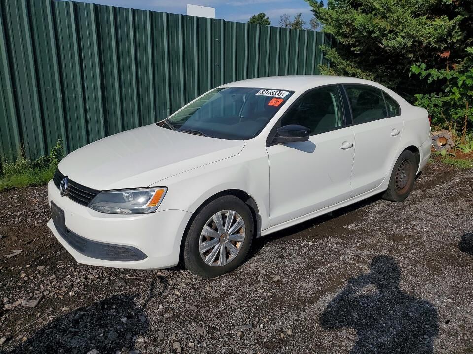 2013 VOLKSWAGEN Jetta