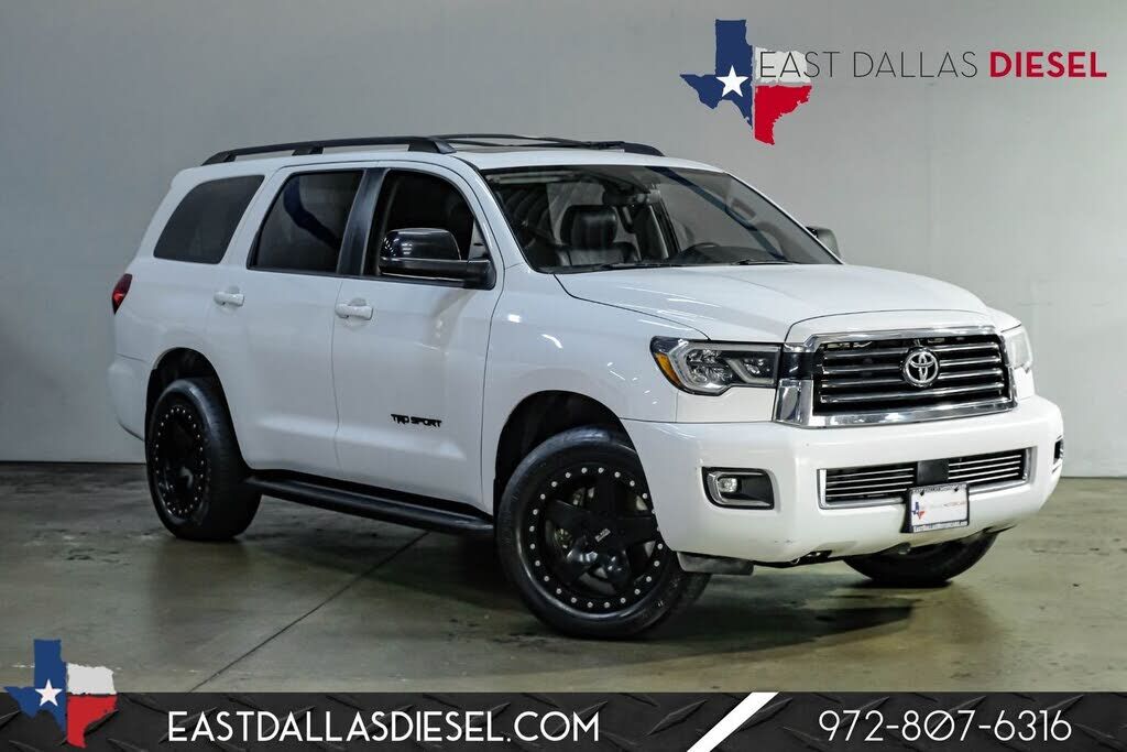 2018 TOYOTA Sequoia