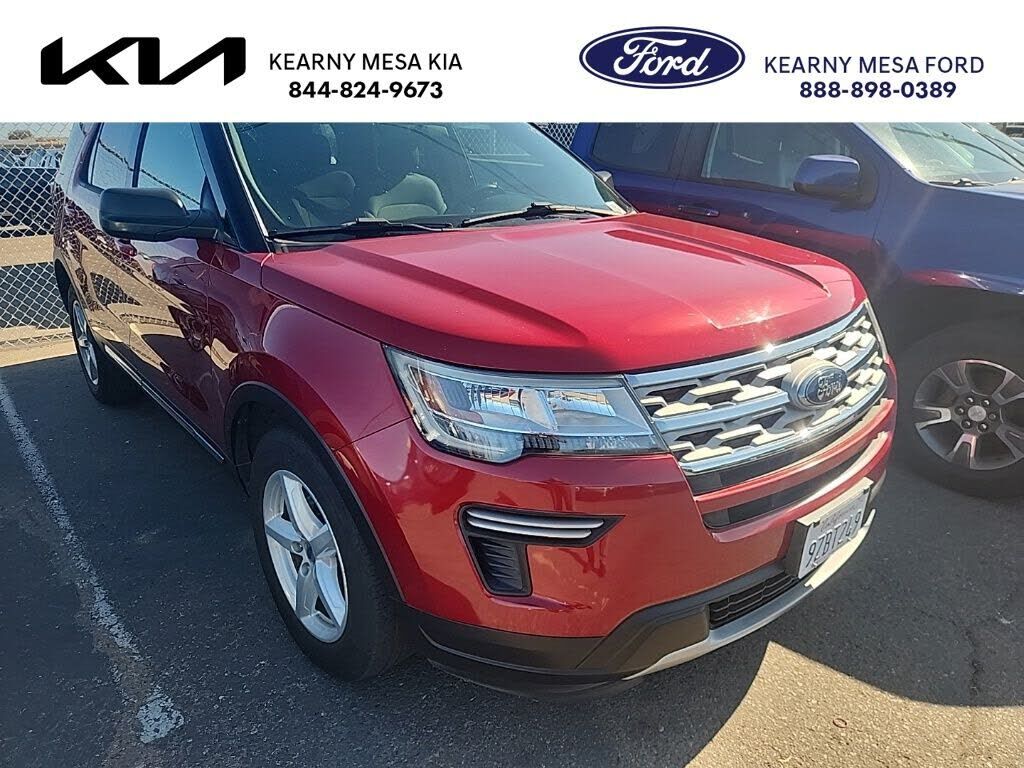 2018 FORD Explorer