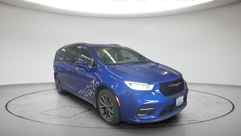 2021 CHRYSLER Pacifica