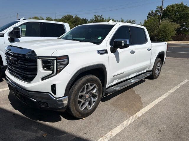 2023 GMC Sierra