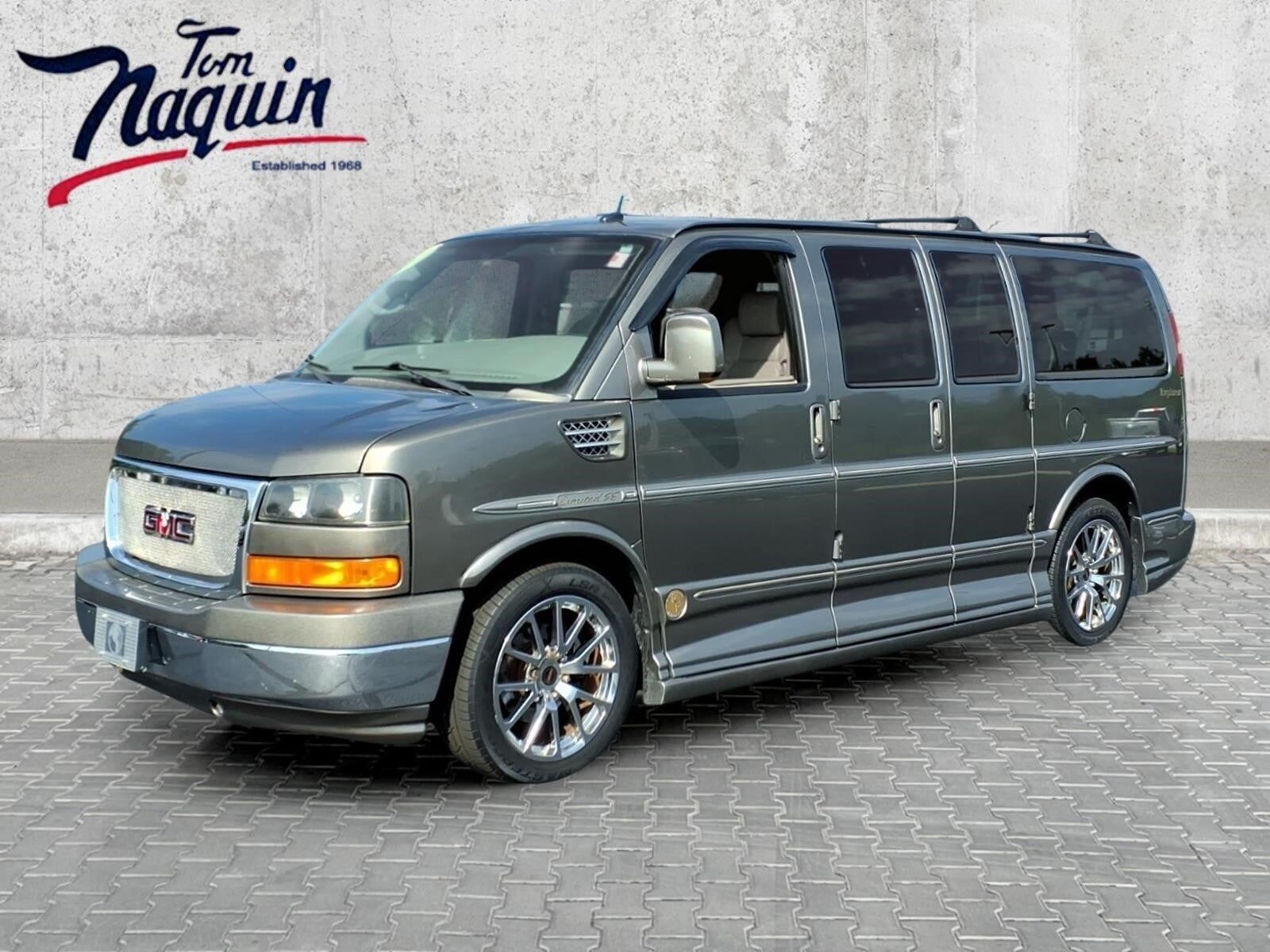 2011 GMC Savana