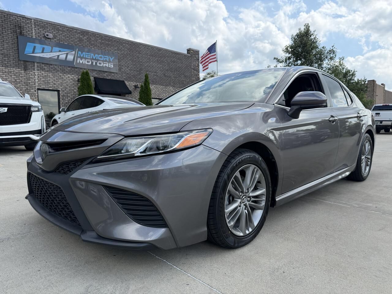 2018 TOYOTA Camry