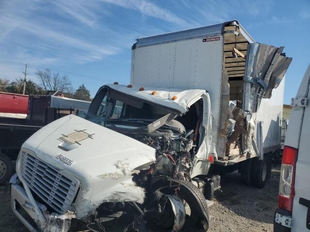 2020 FREIGHTLINER M2