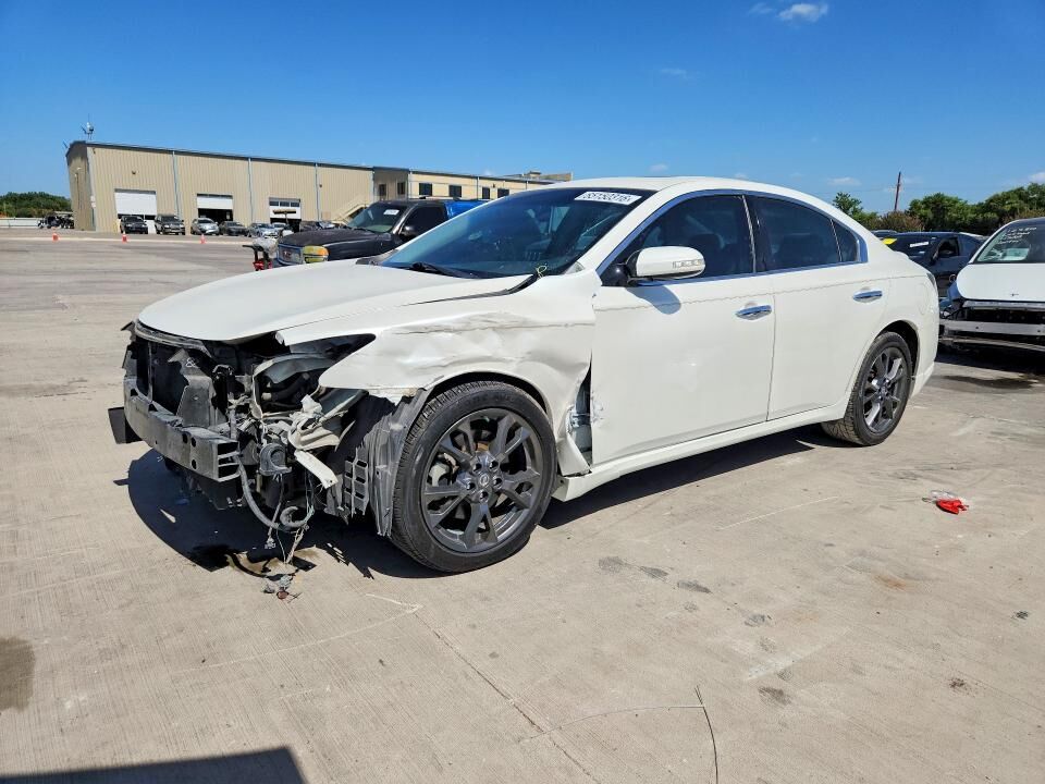 2014 NISSAN Maxima