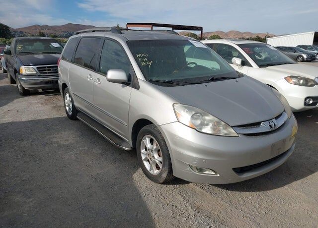 2006 TOYOTA Sienna