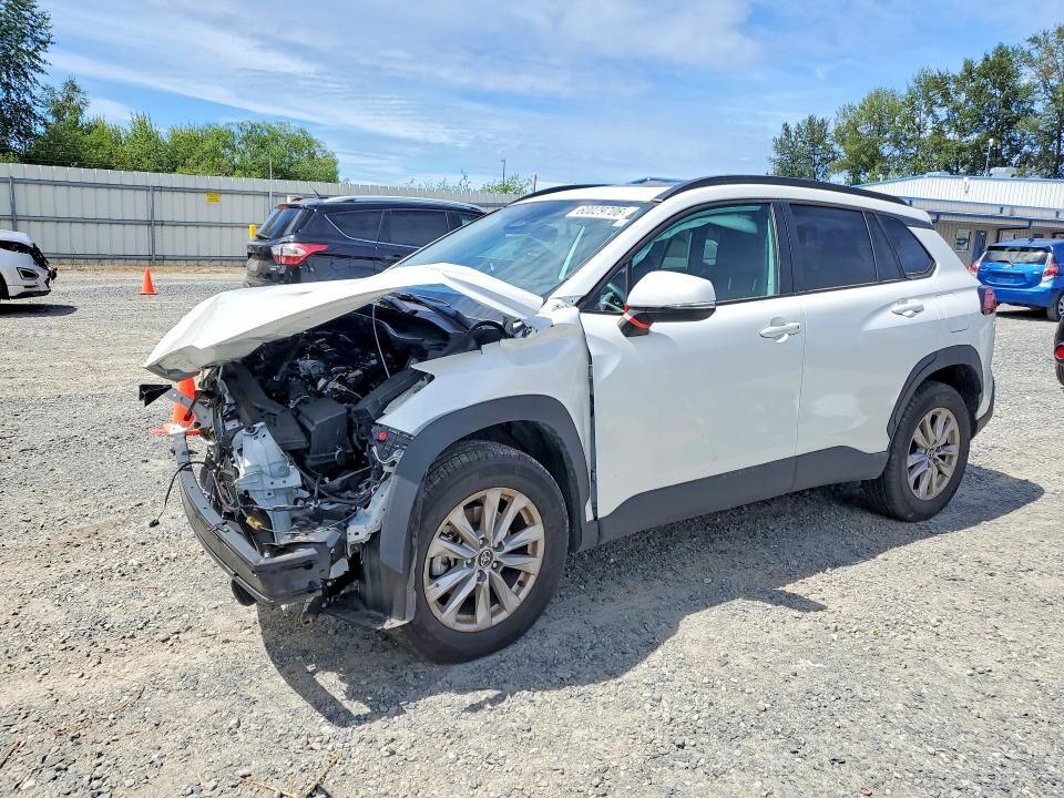 2024 TOYOTA COROLLA