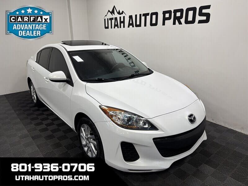 2013 MAZDA Mazda3