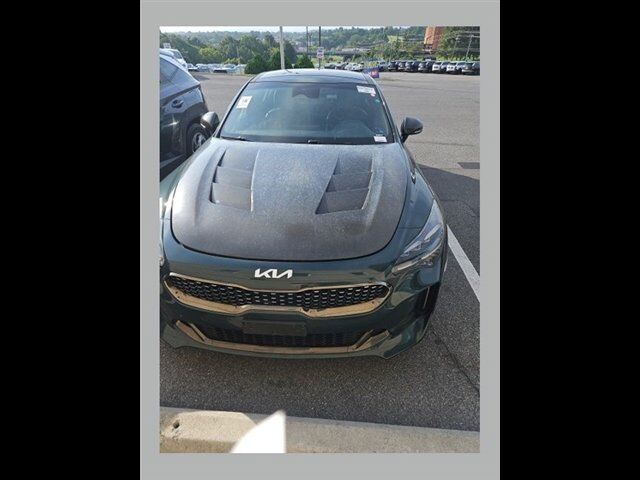 2022 KIA Stinger